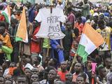 Frankreich zieht nach Putsch Truppen und Botschafter aus Niger ab