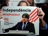 Grosser Protest gegen Begnadigung der Katalanen die sich von Spanien