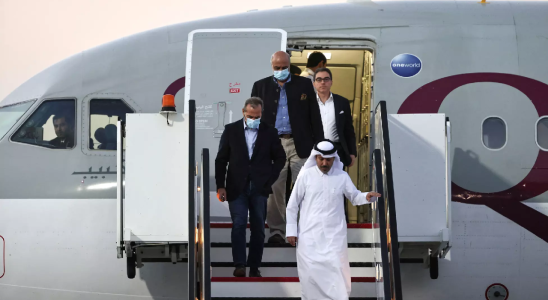 Iran Fuenf Amerikaner landen in Katar nachdem sie vom Iran