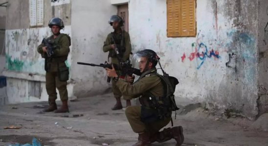 Israelische Soldaten toeten einen palaestinensischen Militanten im Westjordanland weil er