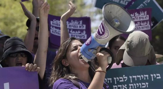 Israels Oberster Gerichtshof verschiebt die entscheidende Anhoerung zur Justizreform nachdem