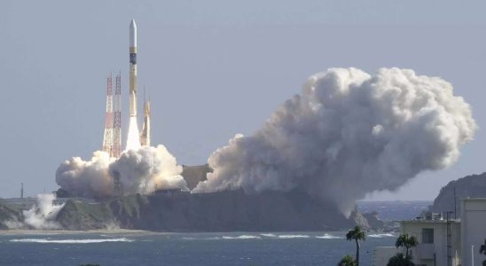 Japan startet nach drei Verzoegerungen den raketentragenden Mondlander SLIM