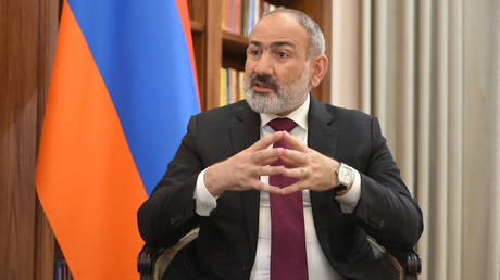 Kreml schlaegt gegen armenischen Fuehrer zurueck – World
