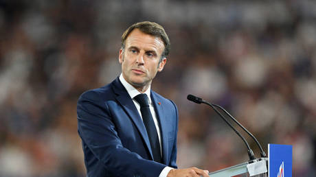 Macron hat bei der Eroeffnungsfeier der Rugby Weltmeisterschaft ausgebuht – World