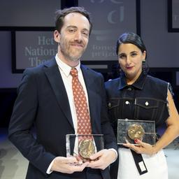 Mariana Aparicio und Eelco Smits gewinnen den wichtigsten niederlaendischen Theaterpreis