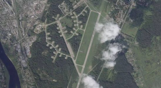 Nach Angaben der Ukraine wurde der russische Flughafen von eigenem