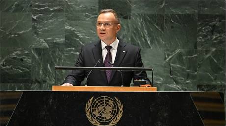 Polnischer Staatschef aeussert versteckte Drohung gegenueber der Ukraine – World