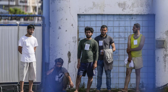 Ueberlebende Ueberlebende des Schiffbruchs von Migranten reichen Klage gegen griechische