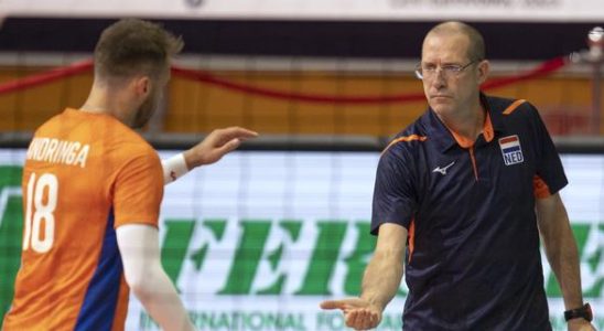 Volleyballspieler starten mit ueberzeugendem Sieg ueber Montenegro in die Europameisterschaft