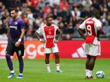 Zwak Ajax nog dieper in crisis door pijnlijke thuisnederlaag tegen AZ