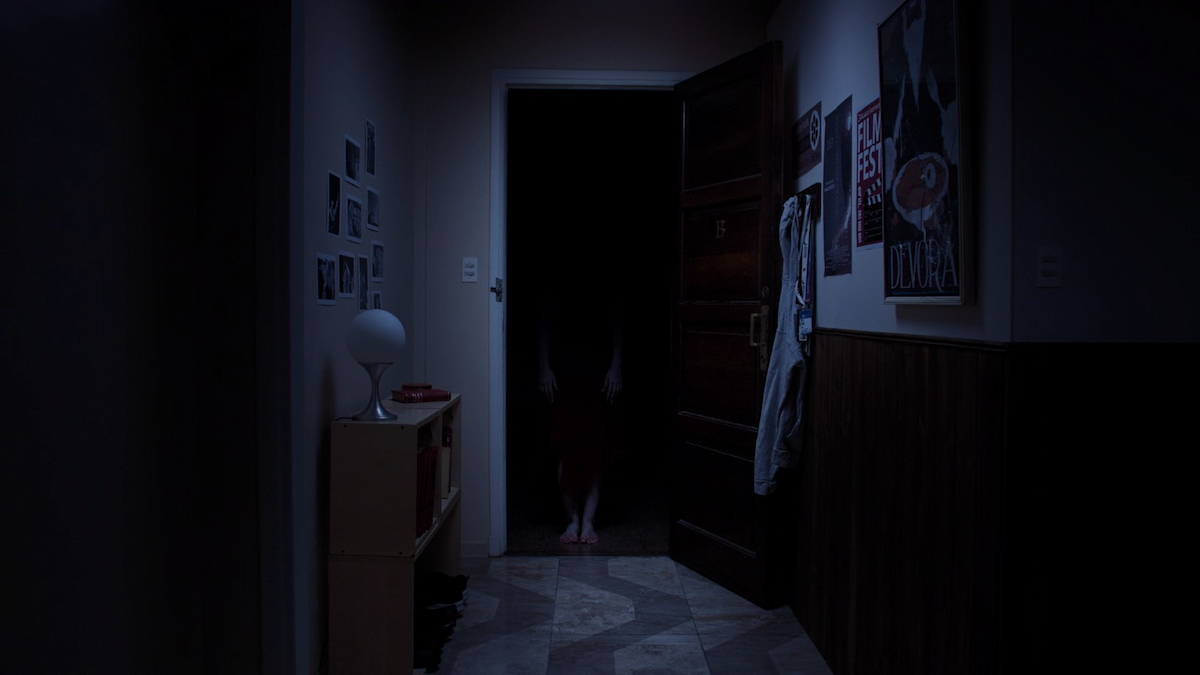 Bild von Tenebris Somnia als Teil eines Artikels über das Spiel als faszinierende Mischung aus 8-Bit und Live-Action-Horror.