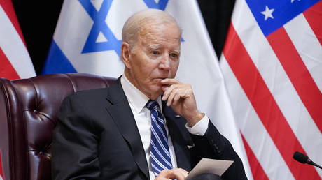 Biden gibt zu den Zeitpunkt der israelischen Invasion beeinflusst zu