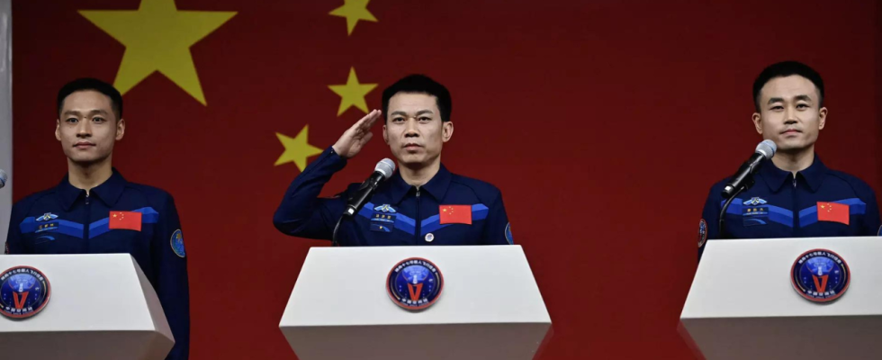 China schickt juengste Astronautenbesatzung zur Raumstation Tiangong