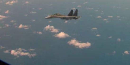 Das Pentagon veroeffentlicht Aufnahmen von Hunderten „sehr besorgniserregenden Flugzeugabfangaktionen durch