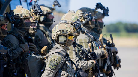 Deutschland bereitet Elitetruppen auf moeglichen Gaza Einsatz vor – Bild –