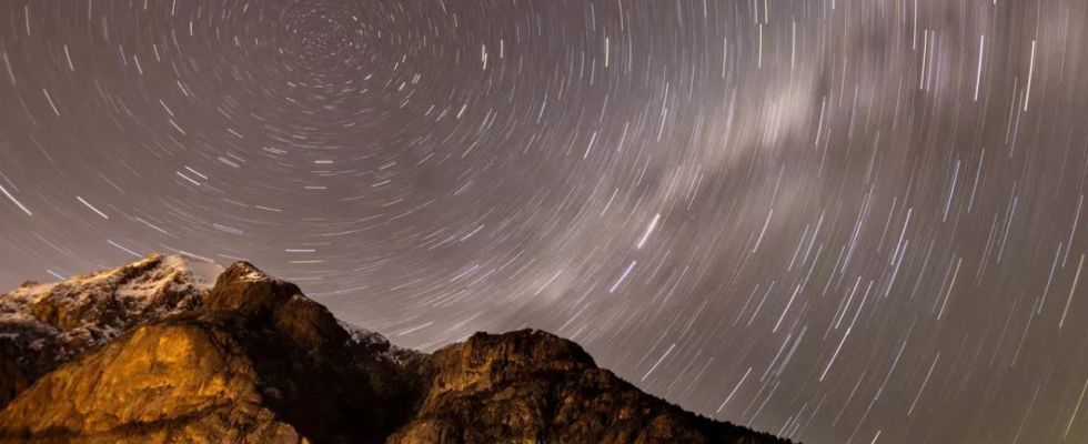 Drakonidischer Meteorschauer erhellt den Himmel in Grossbritannien