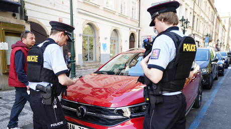 Ein anderes EU Land beschlagnahmte Auto mit russischen Kennzeichen – Zeitung