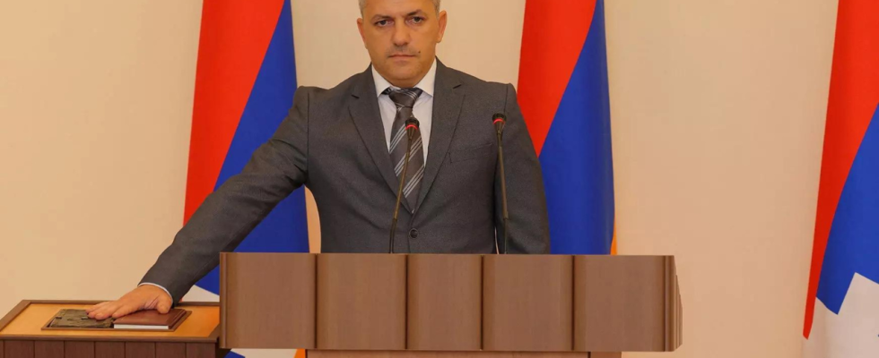 Eriwan Beamte der armenischen Separatisten bleiben in Karabach um die