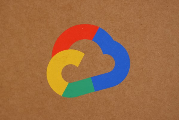 Google heizt AWS an und behauptet Cloud Spanner sei halb