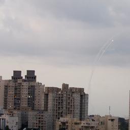 Israel wird von Dutzenden Raketen aus dem Gazastreifen getroffen