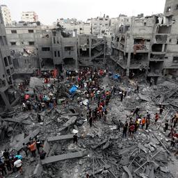 Israelische Streitkraefte melden Ausweitung der Bodenoperationen nach schweren Explosionen im