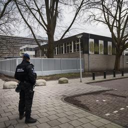 Juedische Schulen in Amsterdam bleiben aus Angst vor Zwischenfaellen am