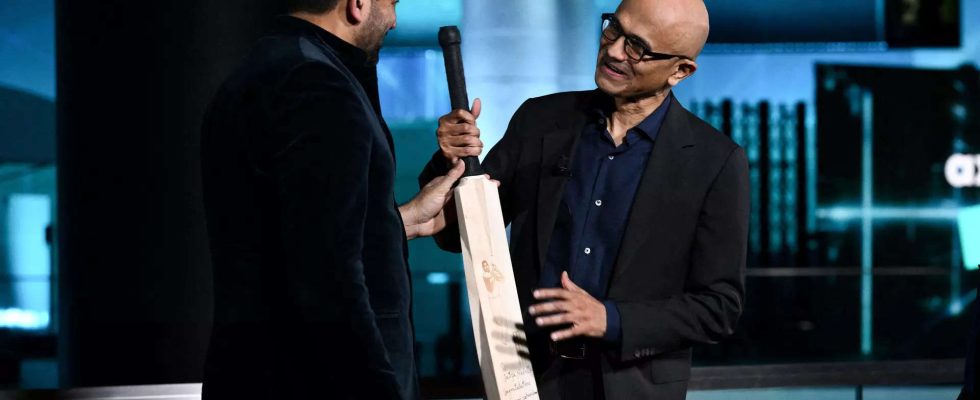 Microsoft CEO Satya Nadella darueber wie Cricket ihm Fuehrung beigebracht hat