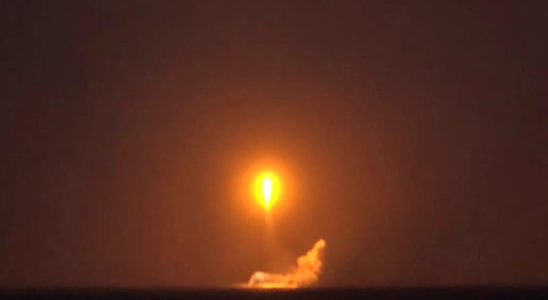 Moskau testet Raketen und uebt nuklearen Vergeltungsschlag