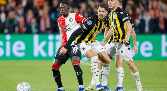 Slot beseitigt Bedenken hinsichtlich Gimenez kurz vor Feyenoords Spiel gegen