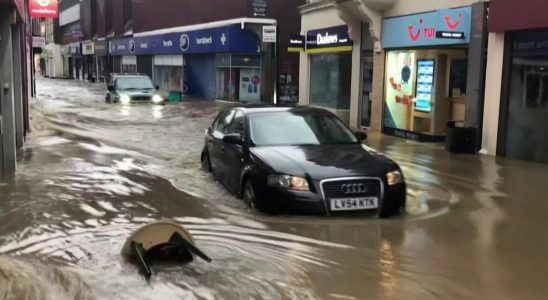Sturm im Vereinigten Koenigreich koennte Ueberschwemmungen verursachen Im Ausland