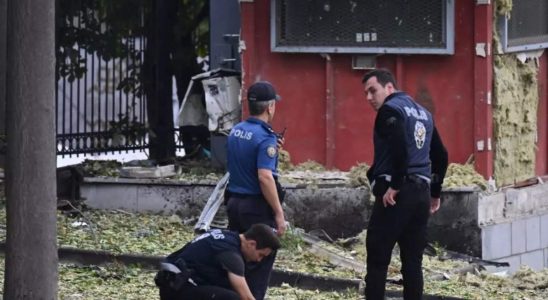 Terroranschlag in der Tuerkei Selbstmordattentaeter zuendet Sprengsatz in Ankara zwei