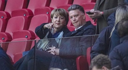 Van Gaal kehrt als Aufsichtsratsberater zu Ajax zurueck „Ich wuerde