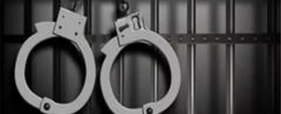 1701031820 Sechs wegen Toetung eines franzoesischen Teenagers in Untersuchungshaft genommen