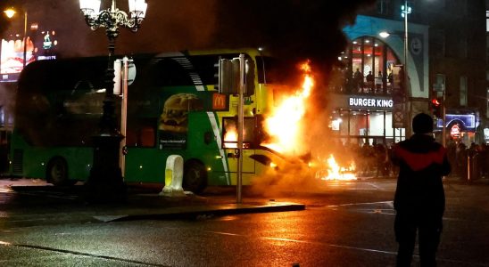 34 Personen wegen Unruhen in Dublin nach Messerstecherei festgenommen