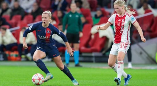Ajax Women startet Champions League mit Stunt gegen PSG in