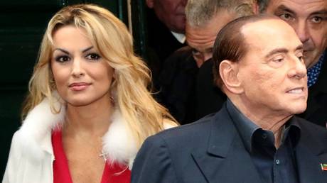 Berlusconi Familie will Frauen aus „erotischen Partys vertreiben – Medien –