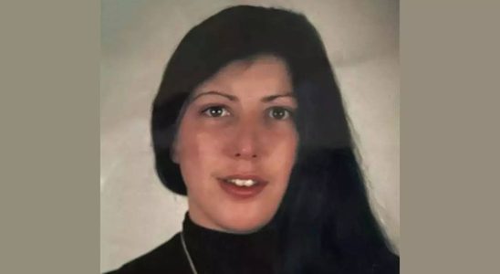 Blumentaetowierung britische Frau „Blumentaetowierung britische Frau 31 Jahre nach Mord