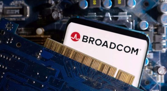 Broadcom schliesst die 61 Milliarden Dollar Uebernahme von VMware ab