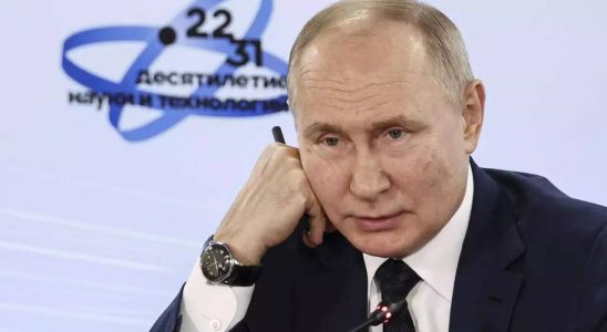 Der Kreml sagt Putin werde am 14 Dezember eine jaehrliche