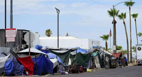 Der britische Innenminister plant die Nutzung von Zelten durch Obdachlose