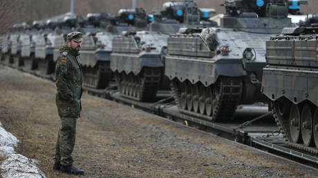 Deutschland schickt Panzerbataillone an russische Grenze – World
