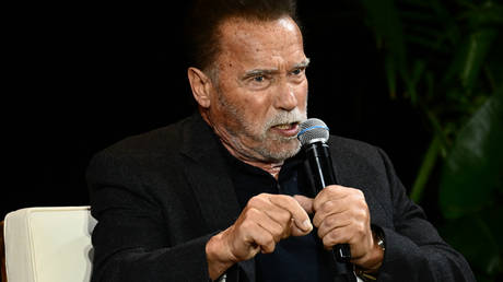 Die USA brauchen eine „neue Generation von Fuehrungskraeften – Schwarzenegger