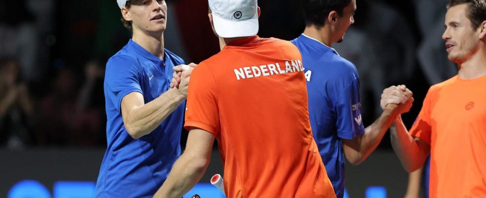 Djokovic erreicht mit Serbien das Davis Cup Halbfinale und trifft erneut auf