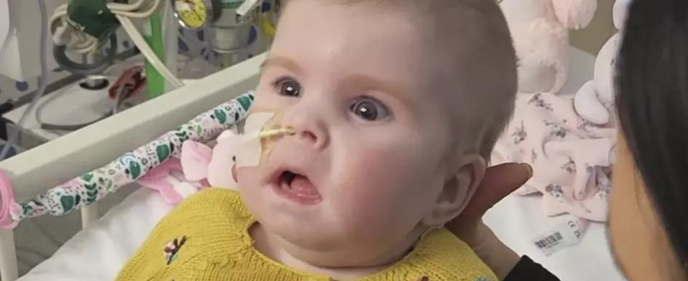 Eltern eines todkranken Babys verlieren den Rechtsstreit im Vereinigten Koenigreich