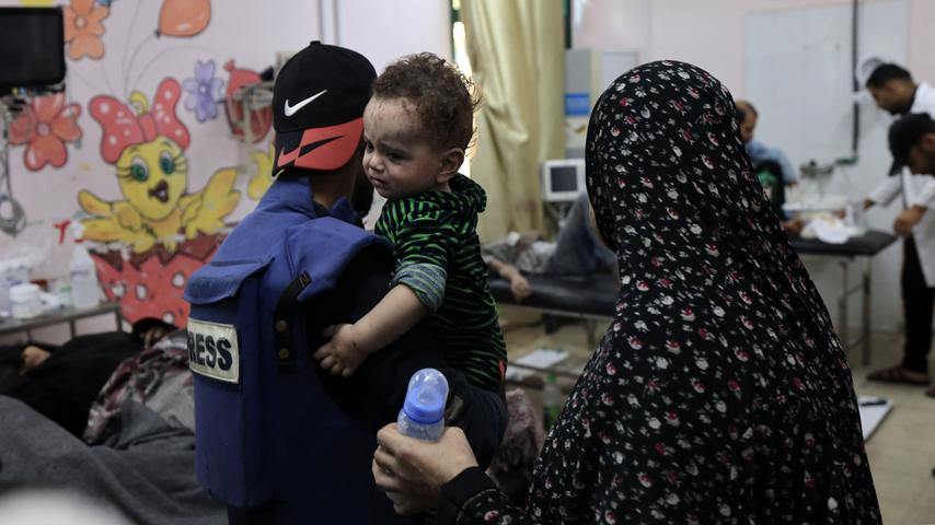 Fluechtlingslager im Gazastreifen erneut bombardiert Netzwerk geschlossen Zu Hause