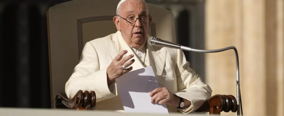 Geiseldeal Papst Franziskus trifft sich mit Angehoerigen israelischer Geiseln und