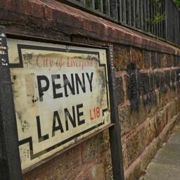 Gestohlenes Strassenschild das Penny Lane nach 47 Jahren dem Museum