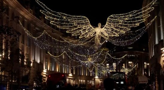 Im beliebten Londoner Stadtteil West End brennt wieder die Weihnachtsbeleuchtung