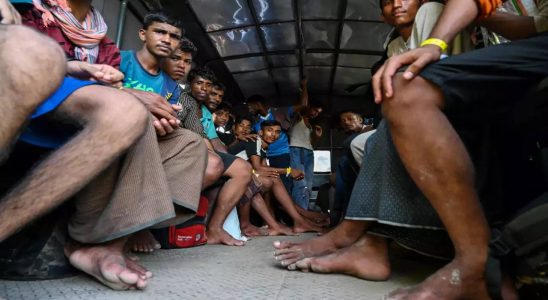 Indonesien Hunderte Rohingya Fluechtlinge verlassen Bangladesch