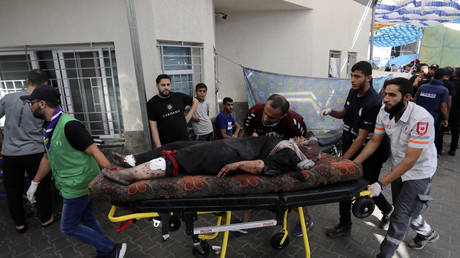 Israel startet Razzia in Gazas groesstem Krankenhaus – World
